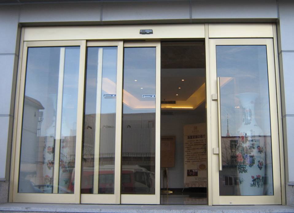 درب اتوماتیک تلسکوپی